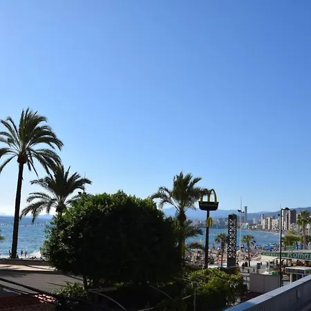En El Paseo Maritimo De Apartman Benidorm